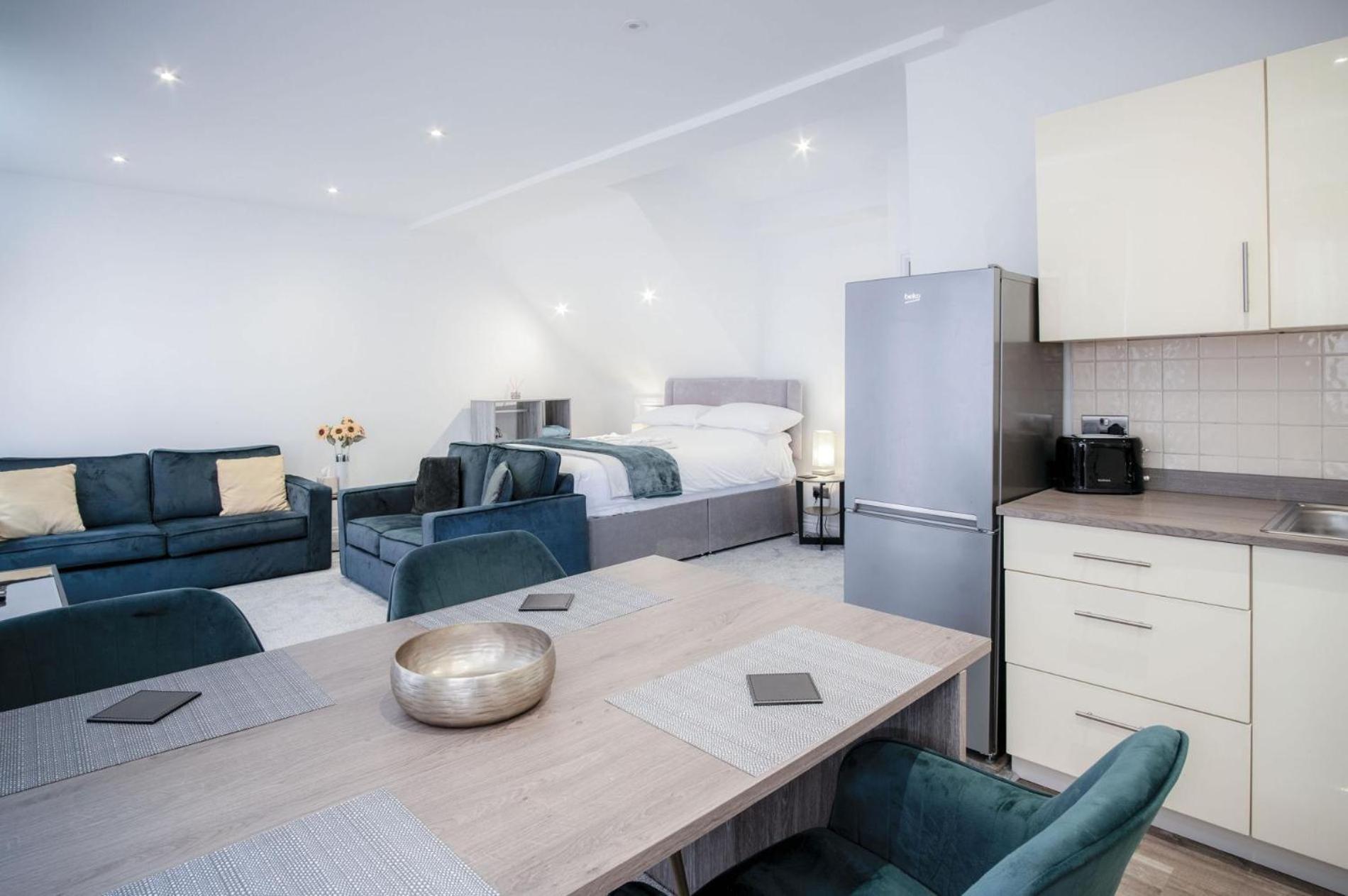 The Penthouse - 1 Bedroom Apartment - Ocean Breeze Port-Eynon Exterior photo