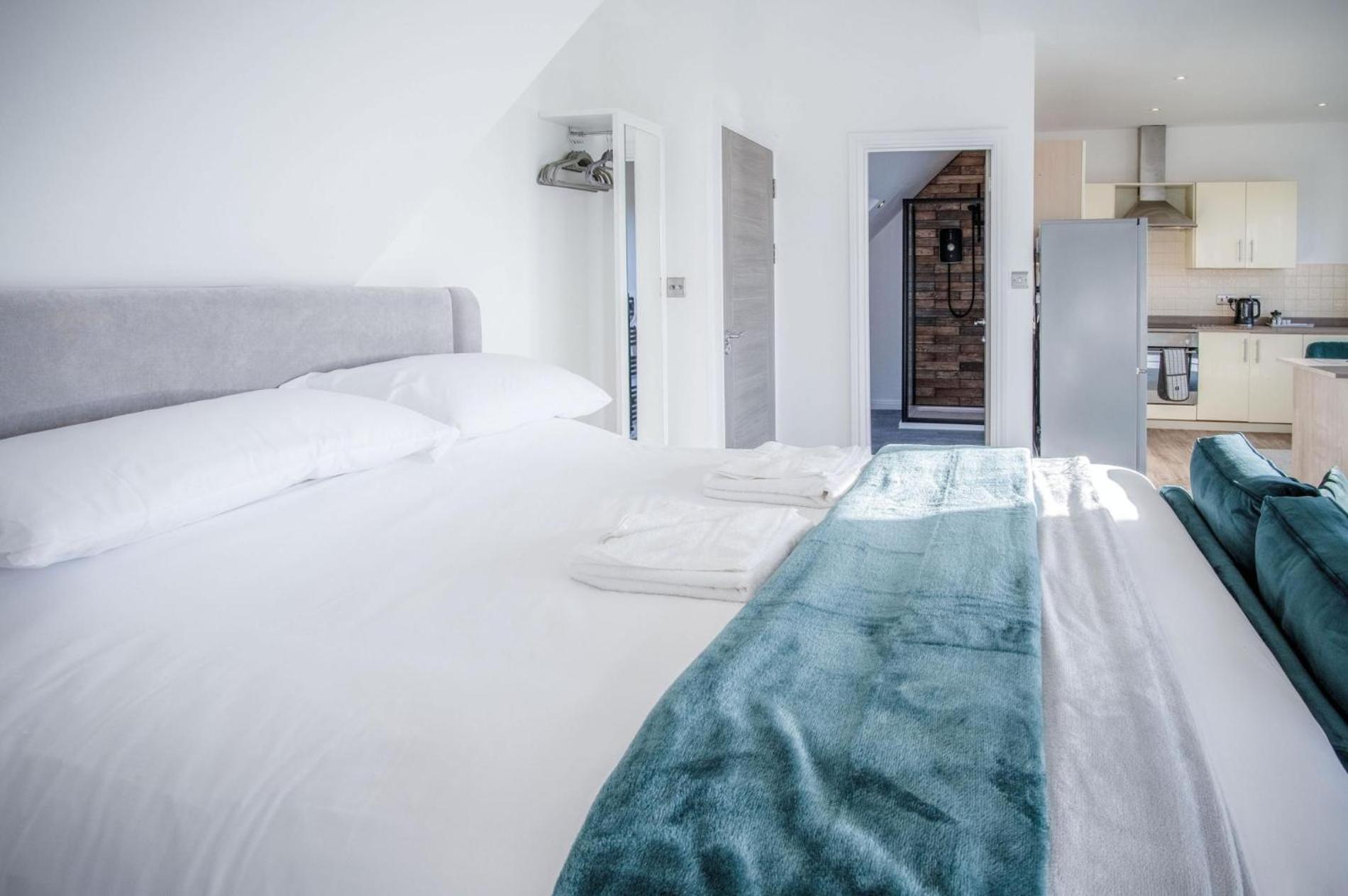 The Penthouse - 1 Bedroom Apartment - Ocean Breeze Port-Eynon Exterior photo